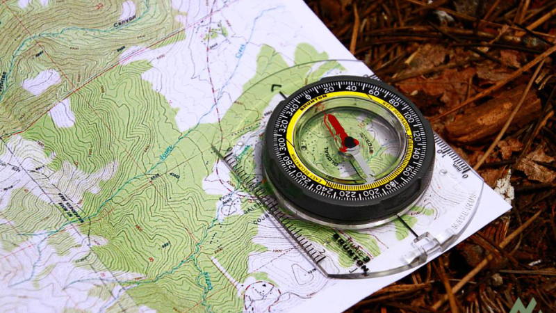 Wie Benutzt Man Einen Kompass Wie benutzt man einen Kompass richtig? Eine Anleitung für Anfänger