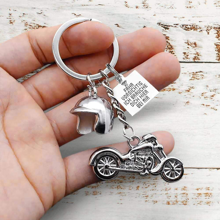 Klassisches Motorrad Schlüsselanhänger - Motorradfahrer - Für Meine Tochter - Fahr Vorsichtig! Ich Brauche Dich Hier Bei Mir - Degkt17001