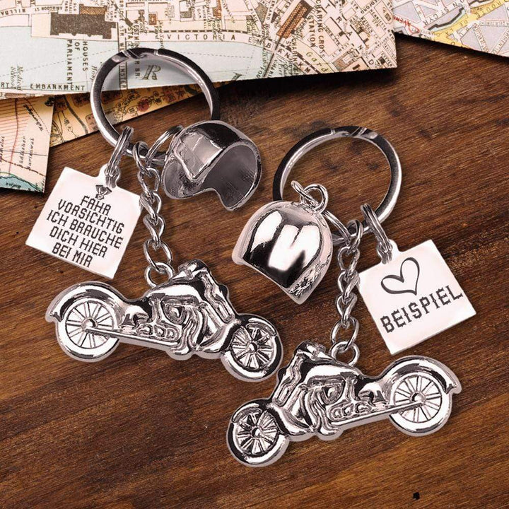 Klassisches Motorrad Schlüsselanhänger - Motorradfahrer - Für Meine Tochter - Fahr Vorsichtig! Ich Brauche Dich Hier Bei Mir - Degkt17001